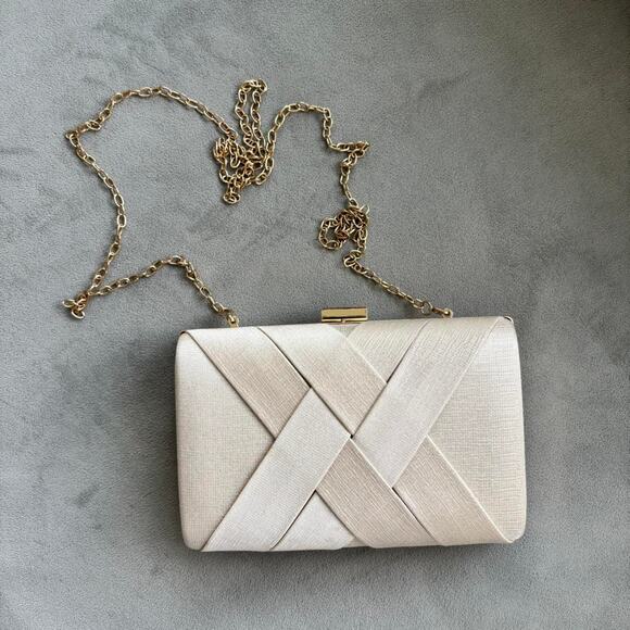 Cream and Gold Satin Clutch with Gold Chain Clasp Closure Evening Clutch - Picture 7 of 8